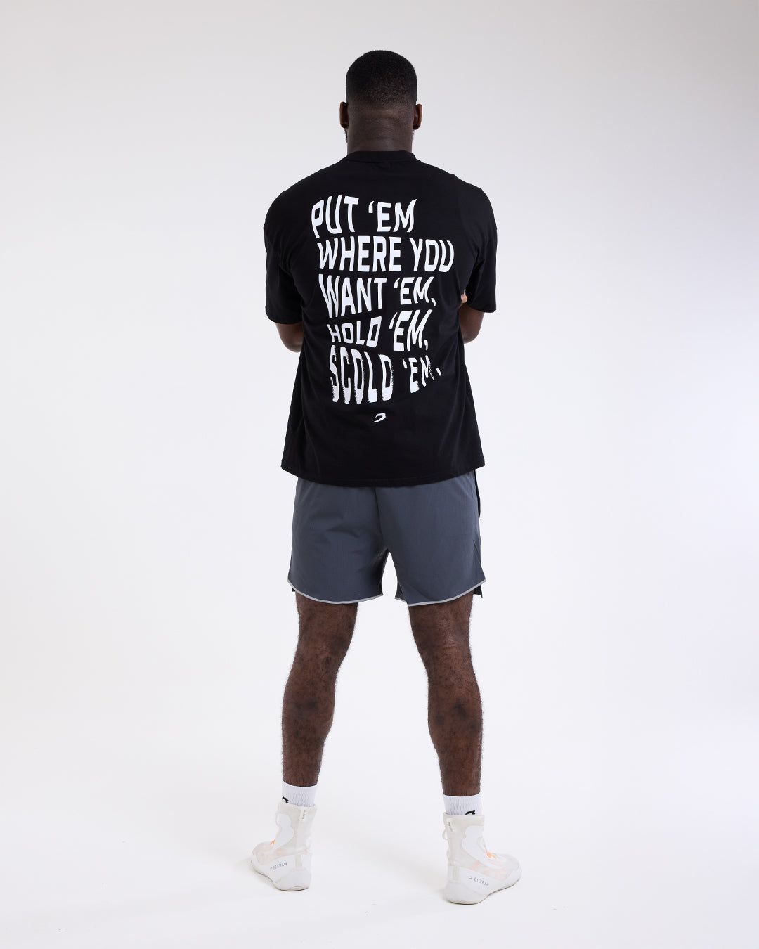Футболка Hold 'Em Scold 'Em Oversized Чорна, XS